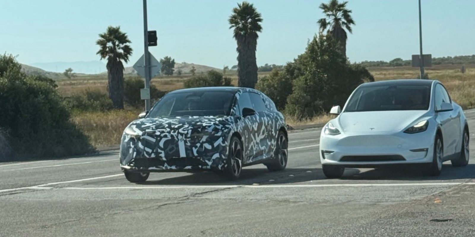 Lucid Cosmo testing next to Tesla Model Y