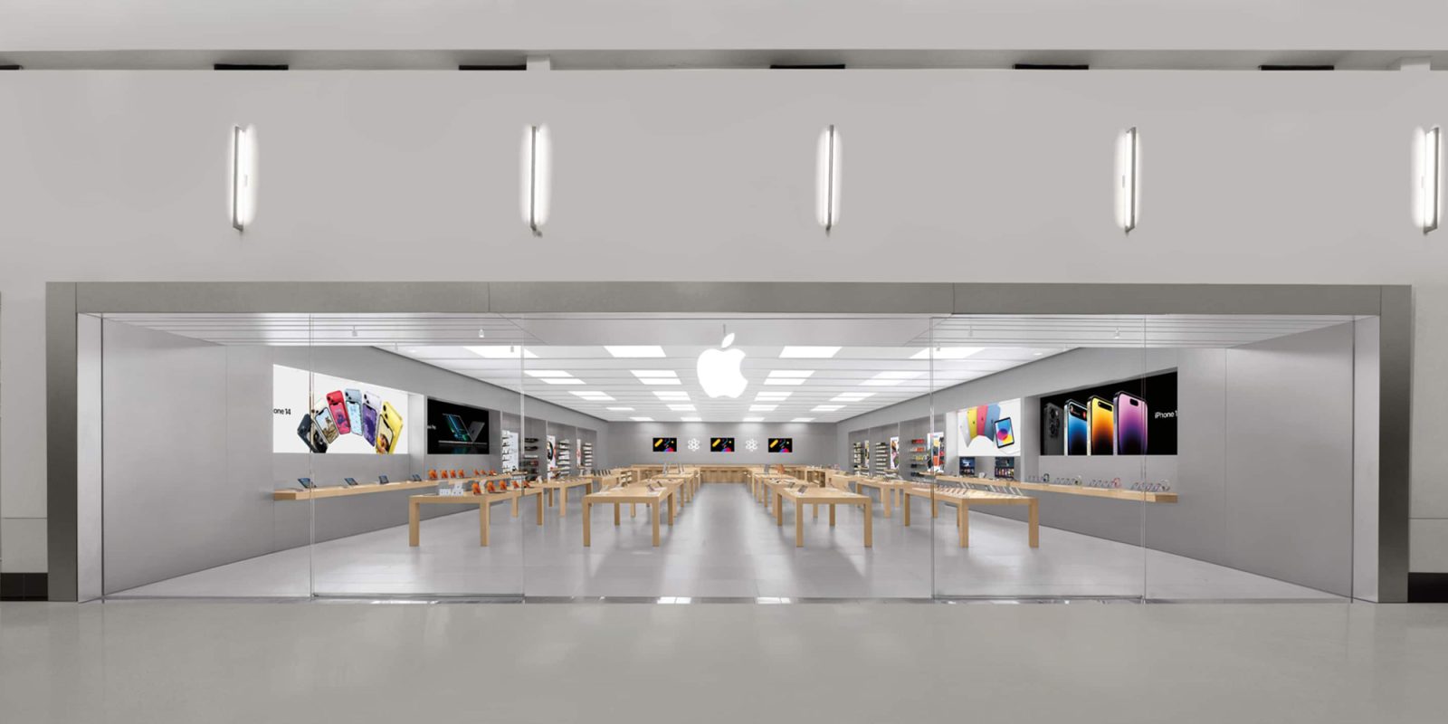 apple closing three stores